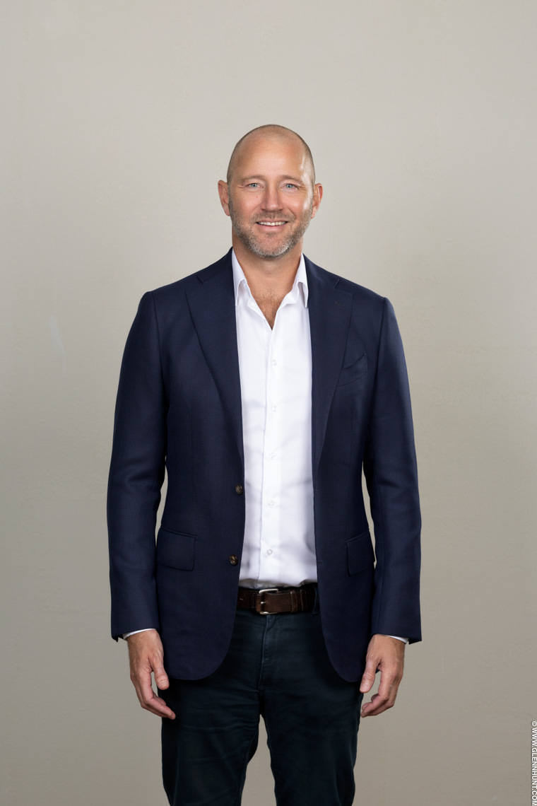 Corporate headshot photographer